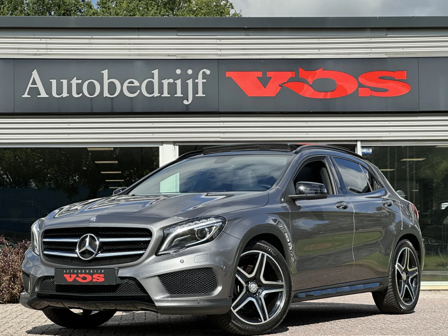 Mercedes-Benz GLA-Klasse (2015) — foto 1