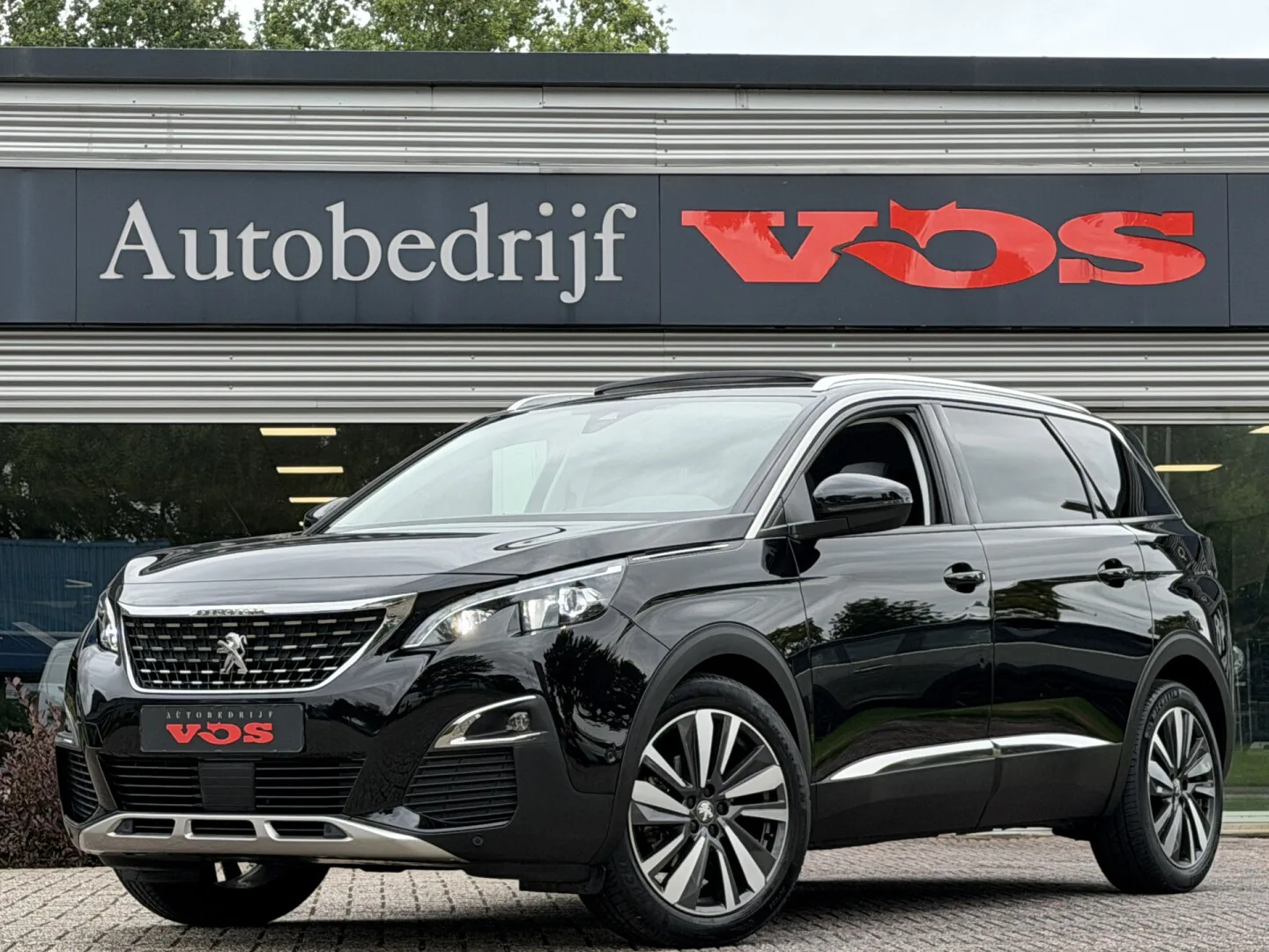 Peugeot 5008 (2020) — foto 1
