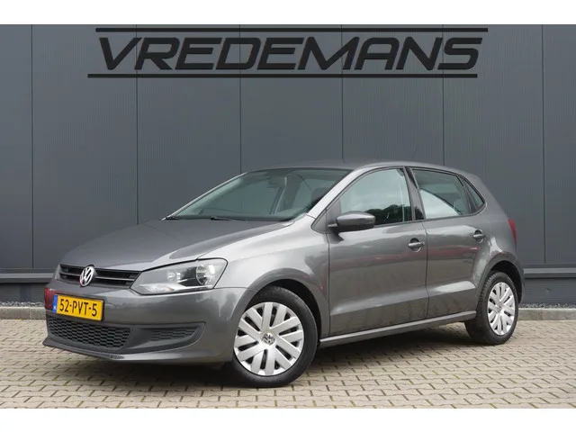 Volkswagen Polo (2011) — foto 1