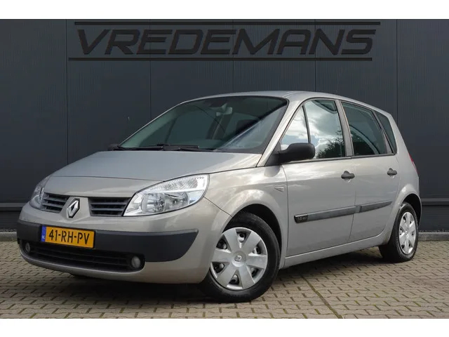 Renault Scénic (2005) — foto 1