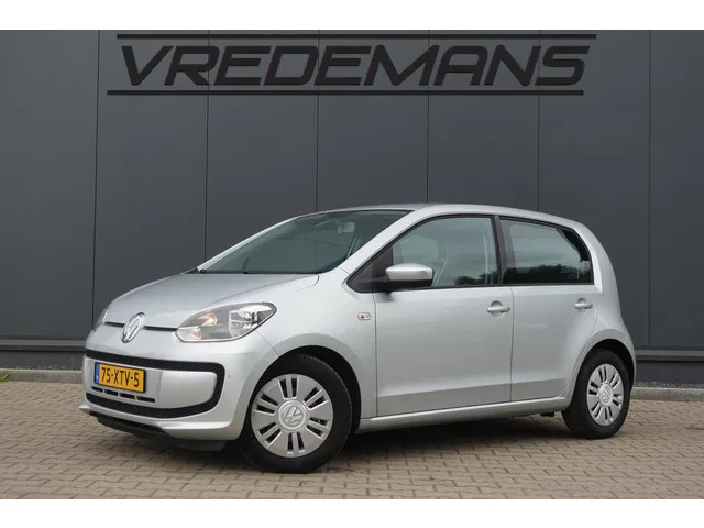Volkswagen Up! (2012) — foto 1