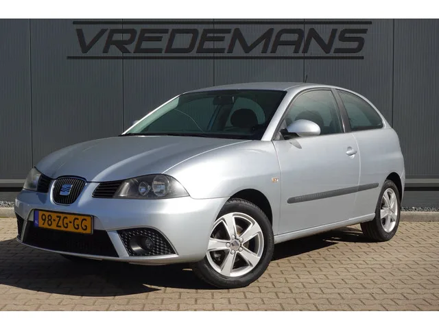 SEAT Ibiza (2008) — foto 1