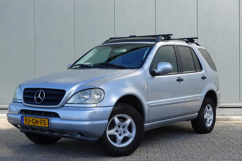Mercedes-Benz M-Klasse (2001)