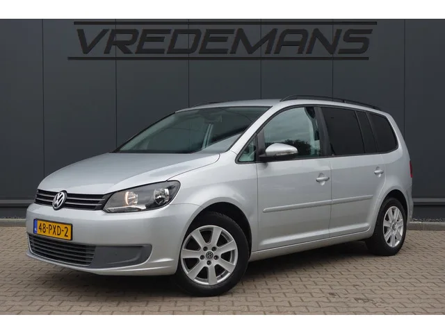 Volkswagen Touran (2012) — foto 1