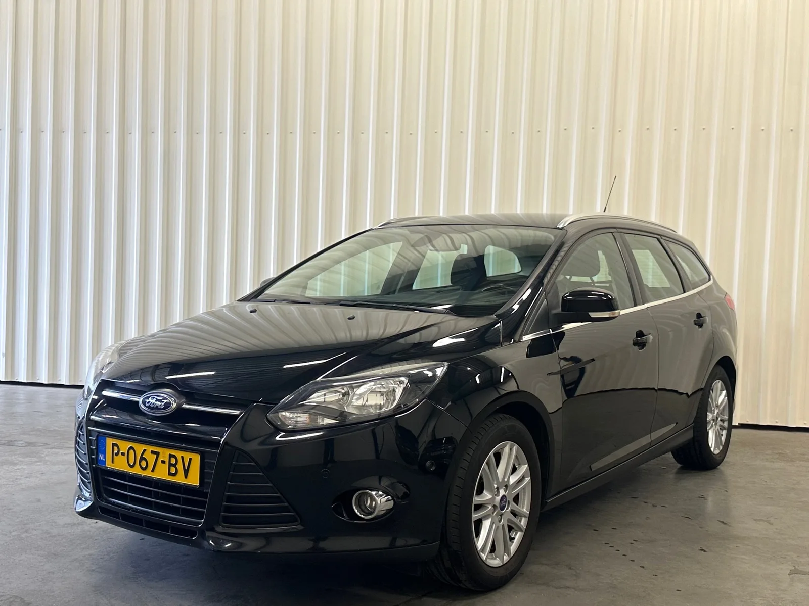 Ford Focus (2013) — foto 1