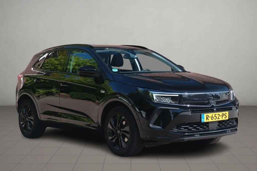 Opel Grandland (2022) — foto 1