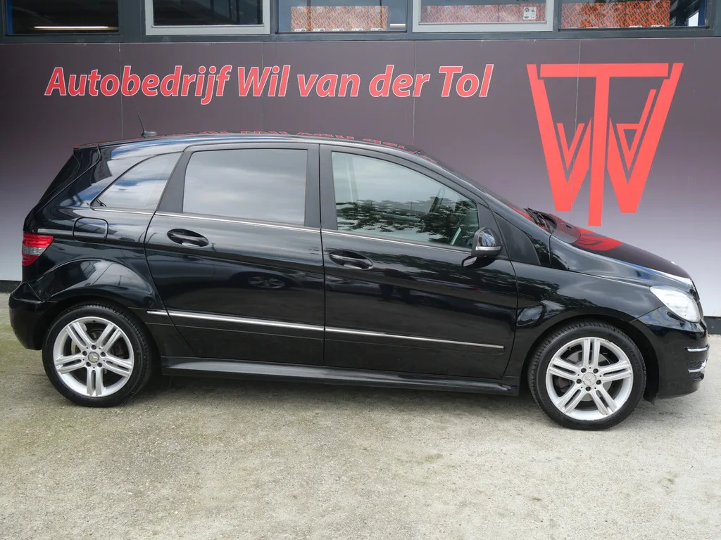 Mercedes-Benz B-Klasse (2010) — foto 1