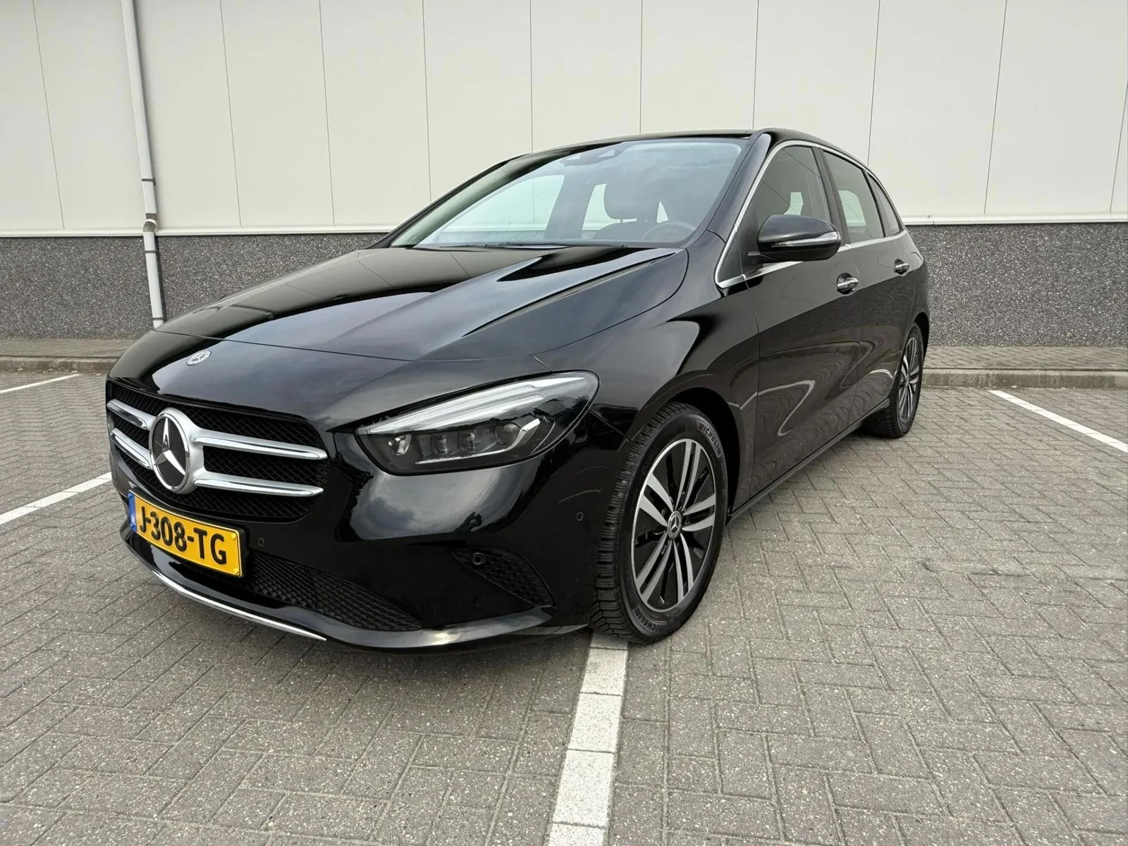 Mercedes-Benz B-Klasse (2020) — foto 1
