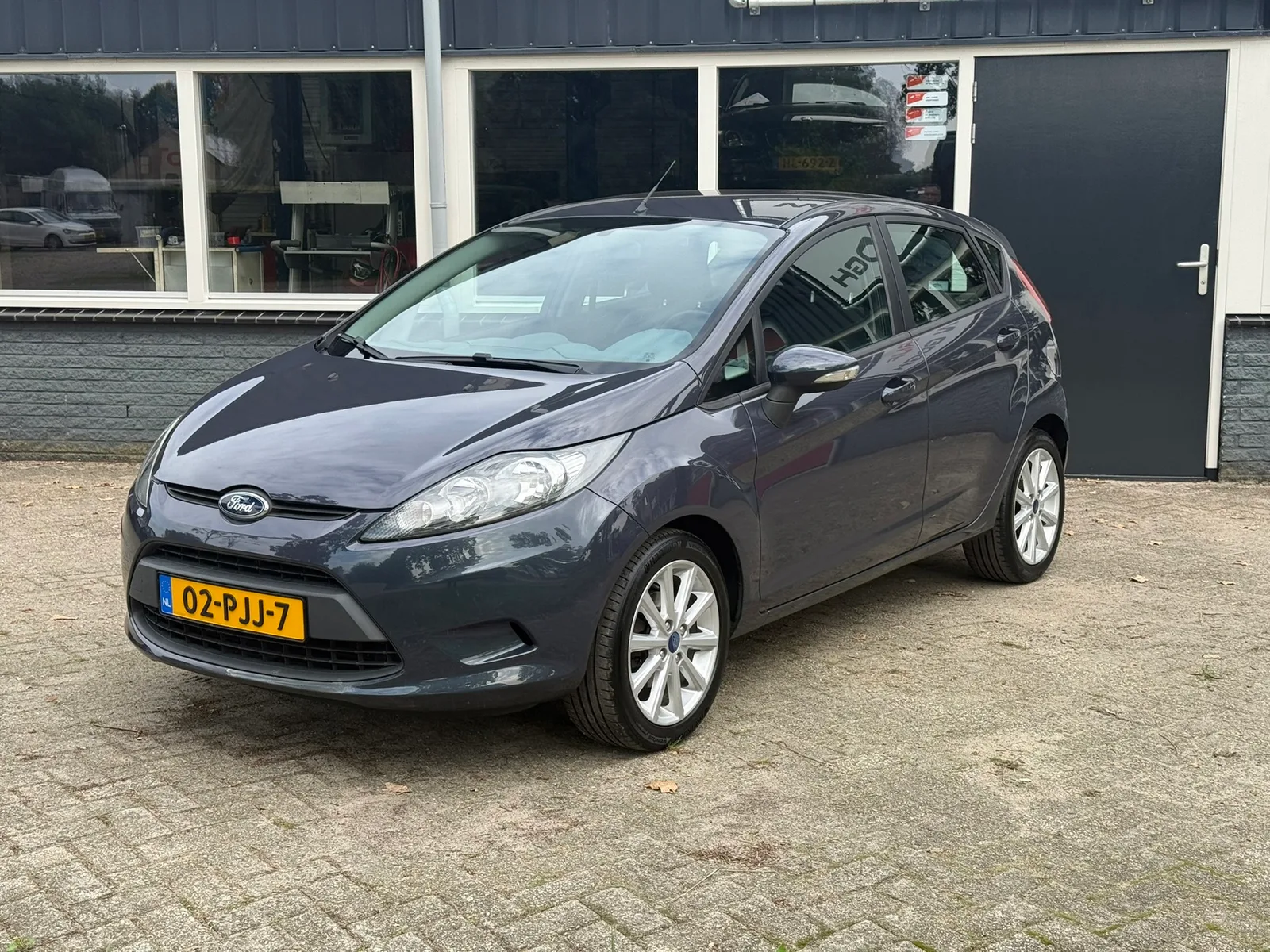 Ford Fiesta (2011) — foto 1
