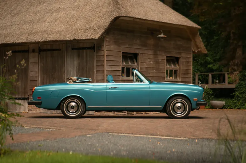 Rolls-Royce Corniche Convertible (1973)