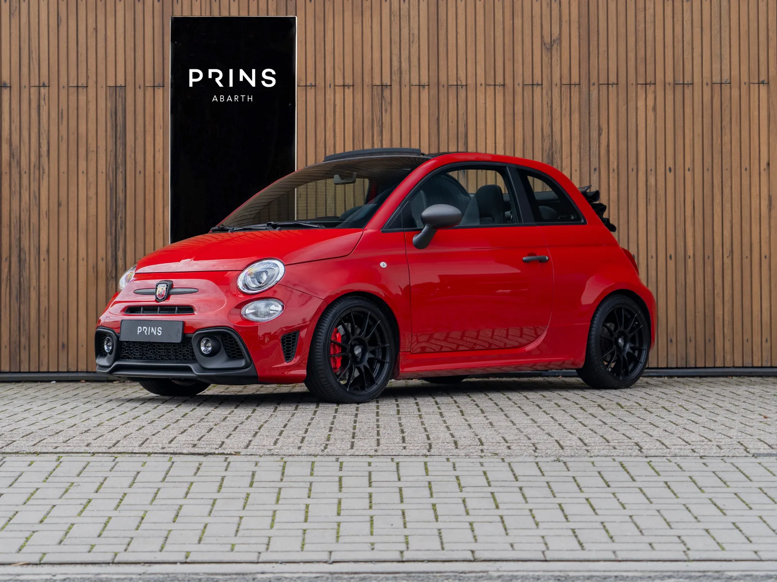 Abarth 595 (2023) — foto 1