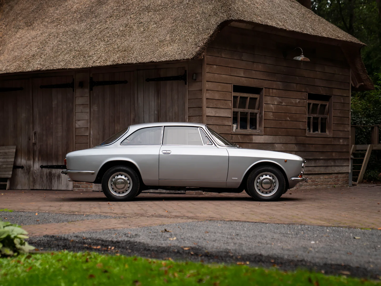 Alfa Romeo GT (1972) — foto 1