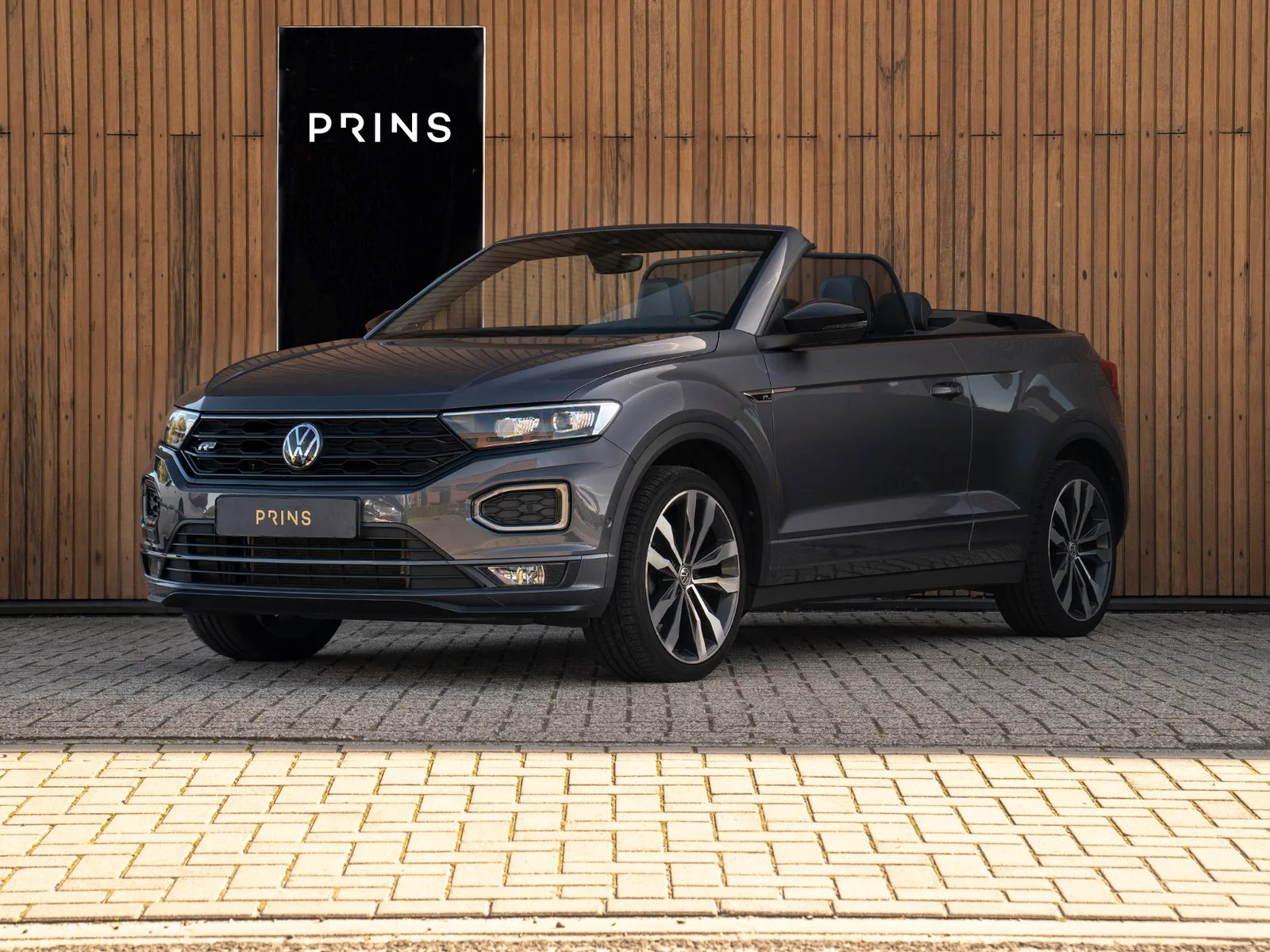 Volkswagen T-Roc (2021) — foto 1