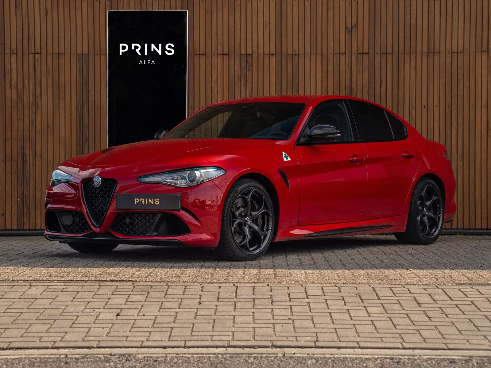 Alfa Romeo Giulia (2023) — foto 1