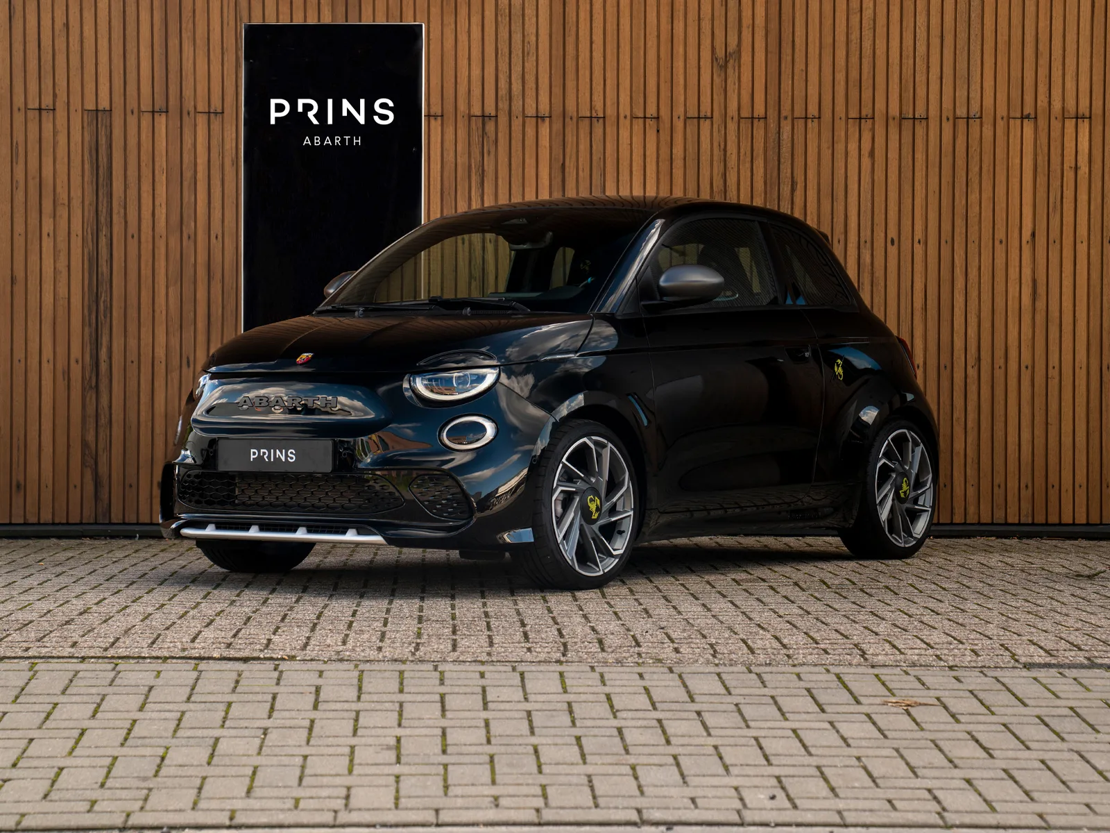Abarth 500 (2024) — foto 1