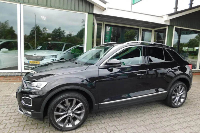 Volkswagen T-Roc (2021)