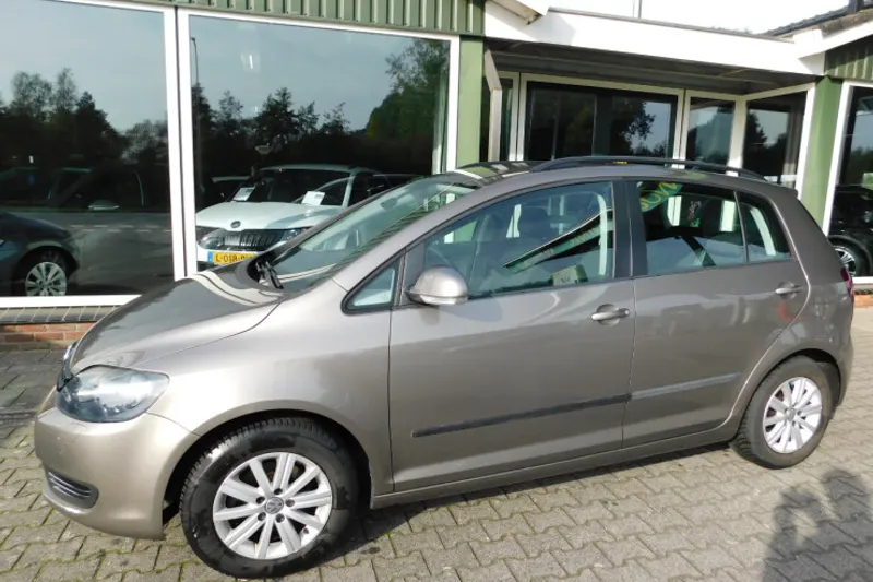 Volkswagen Golf (2013)
