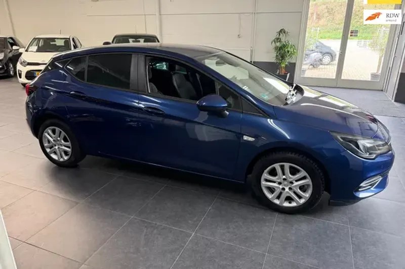 Opel Astra (2020)