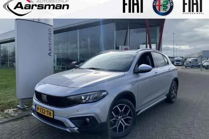 Fiat Tipo Cross (2021)