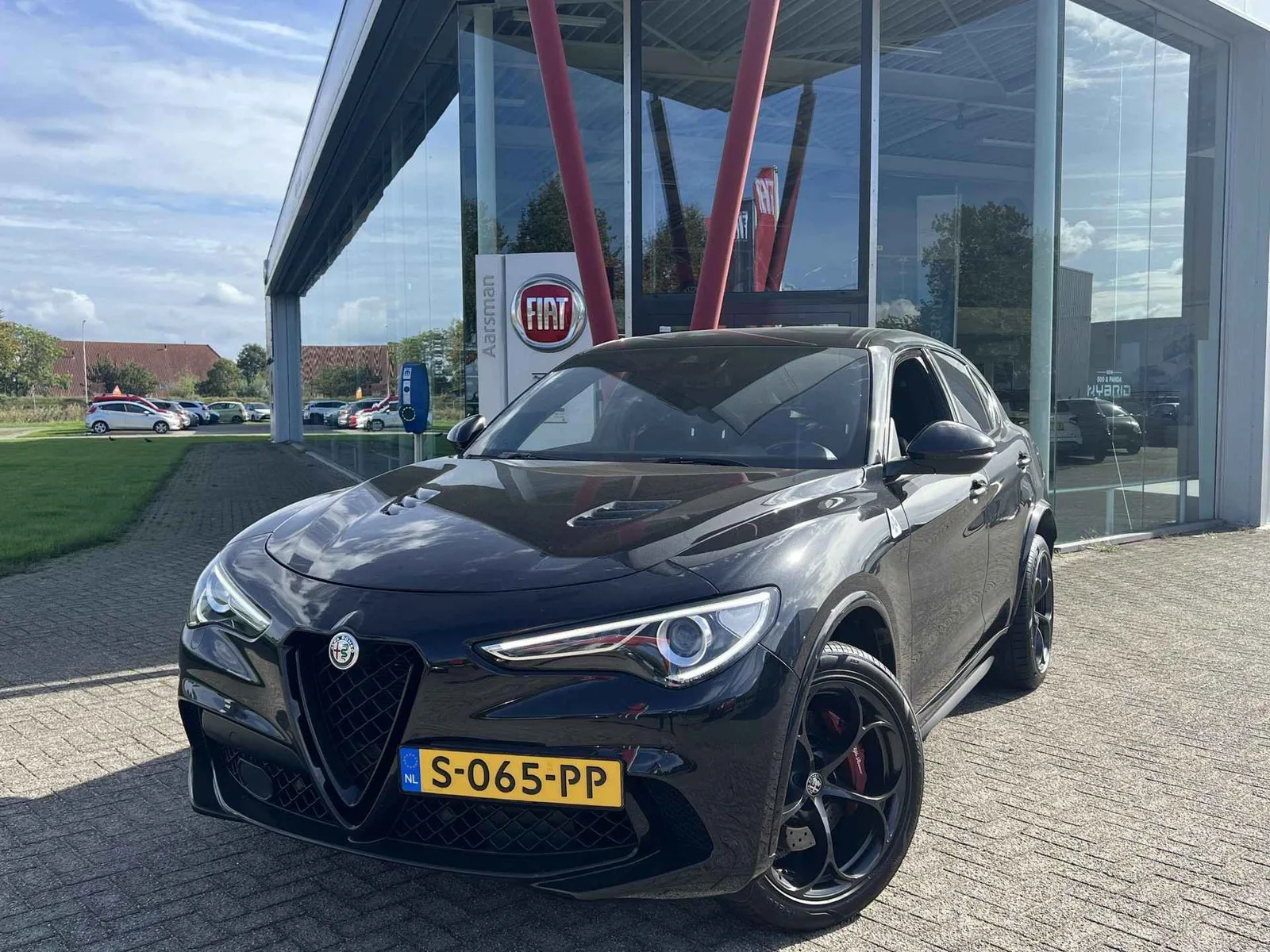 Alfa Romeo Stelvio (2021) — foto 1