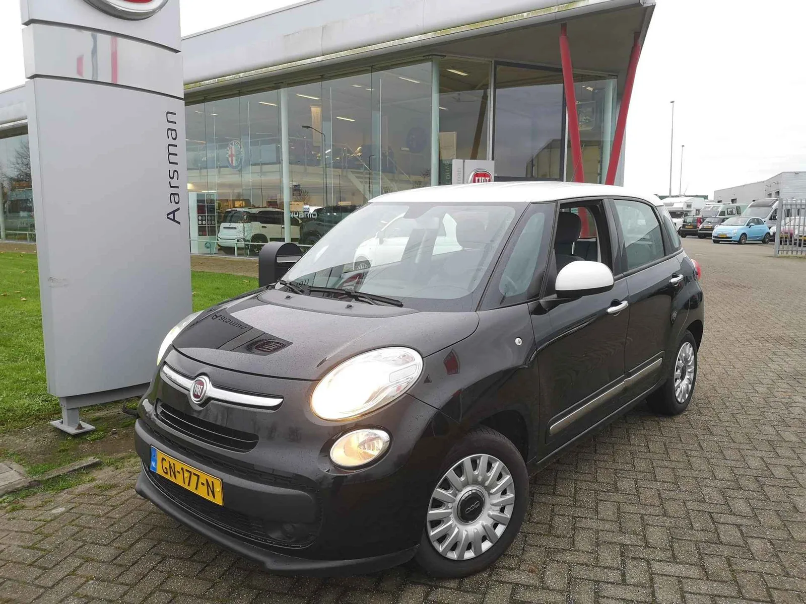 Fiat 500L (2015) — foto 1