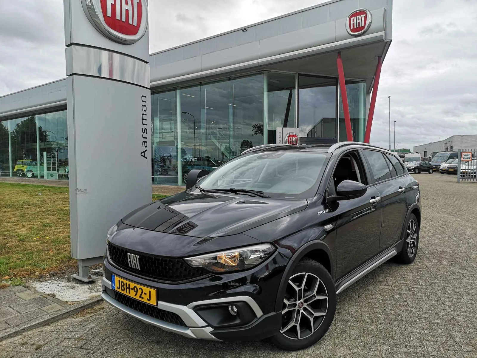 Fiat Tipo Cross (2023) — foto 1