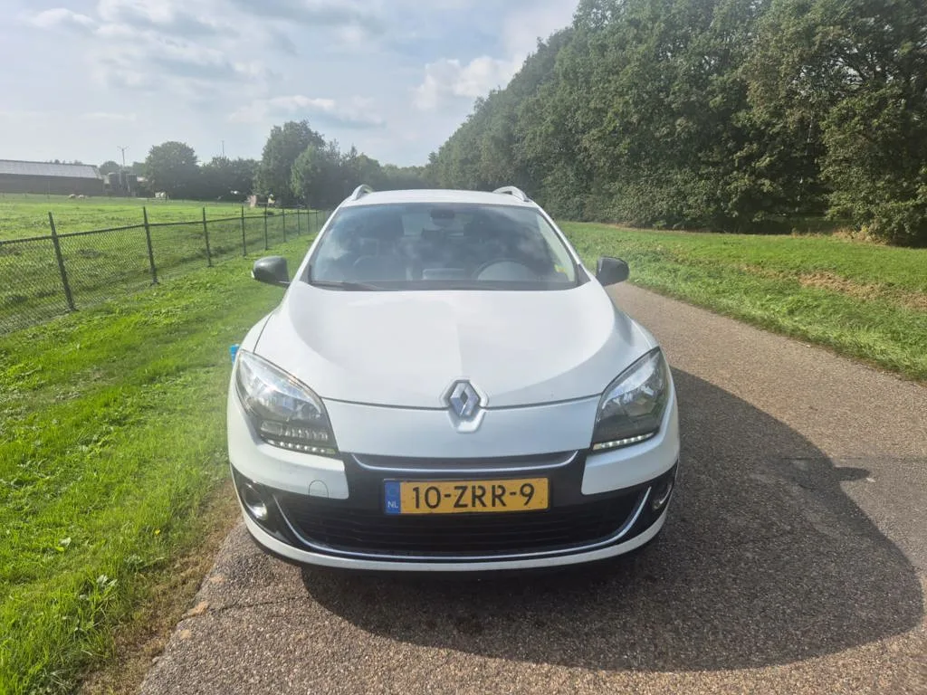 Renault Mégane (2013) — foto 1