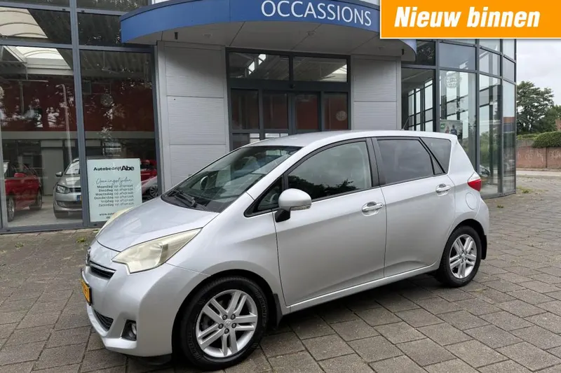 Toyota VERSO-S (2011)