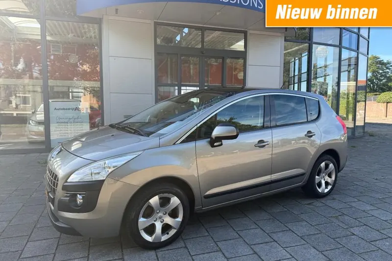 Peugeot 3008 (2010)