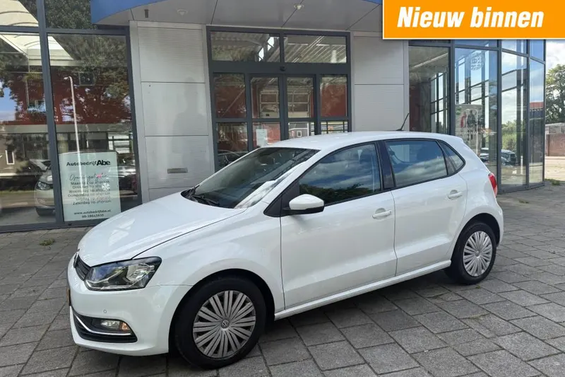 Volkswagen Polo (2015)