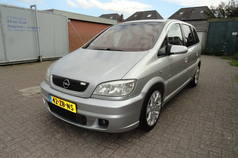 Opel Zafira (2002)