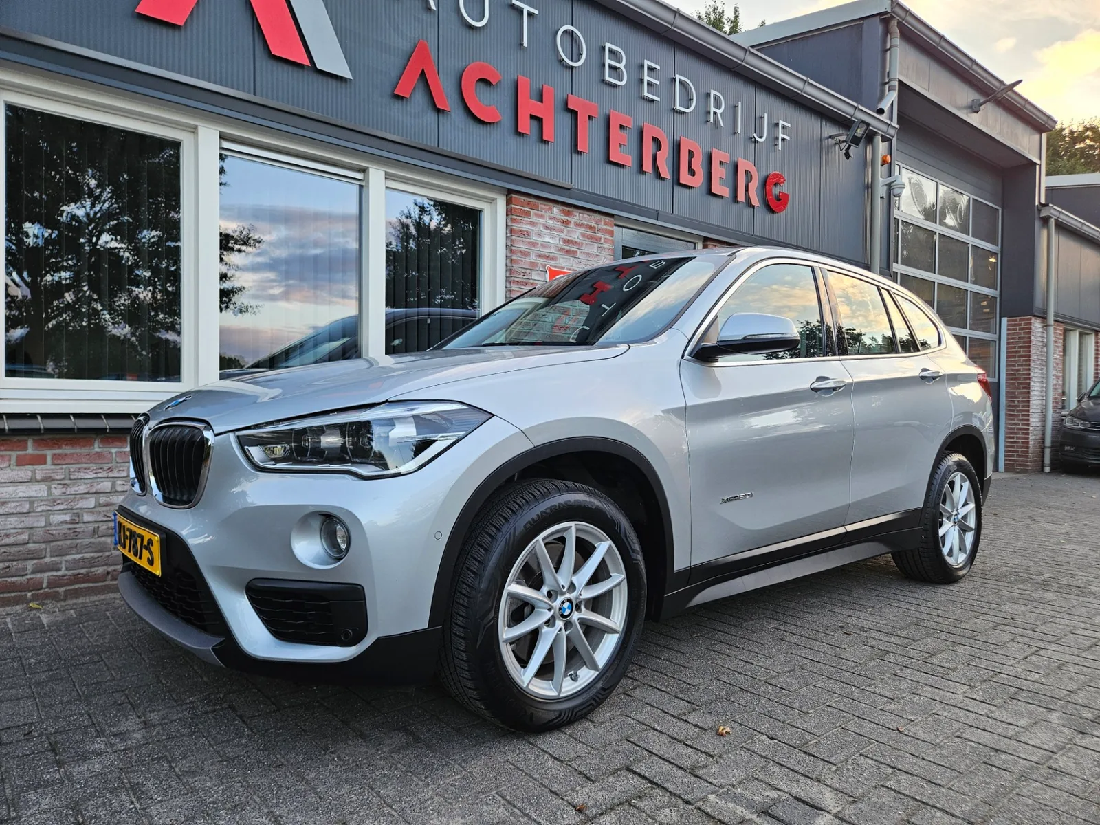 BMW X1 (2016) — foto 1