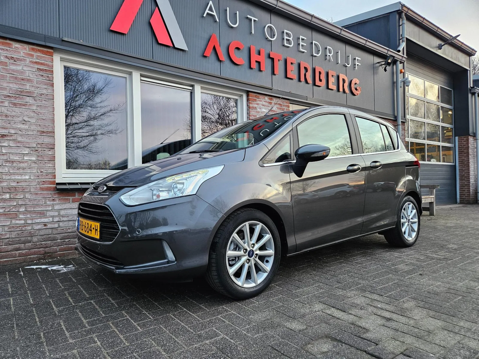 Ford B-Max (2017) — foto 1