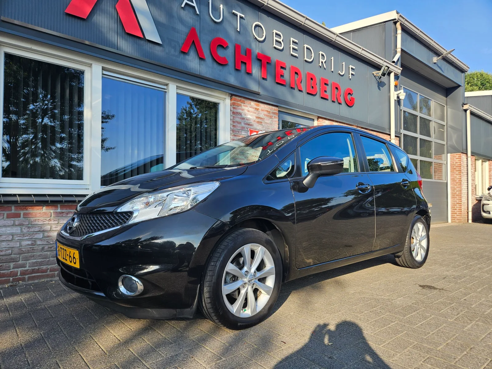 Nissan Note (2014) — foto 1