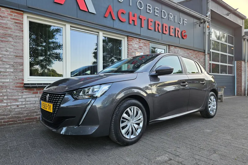 Peugeot 208 (2021)