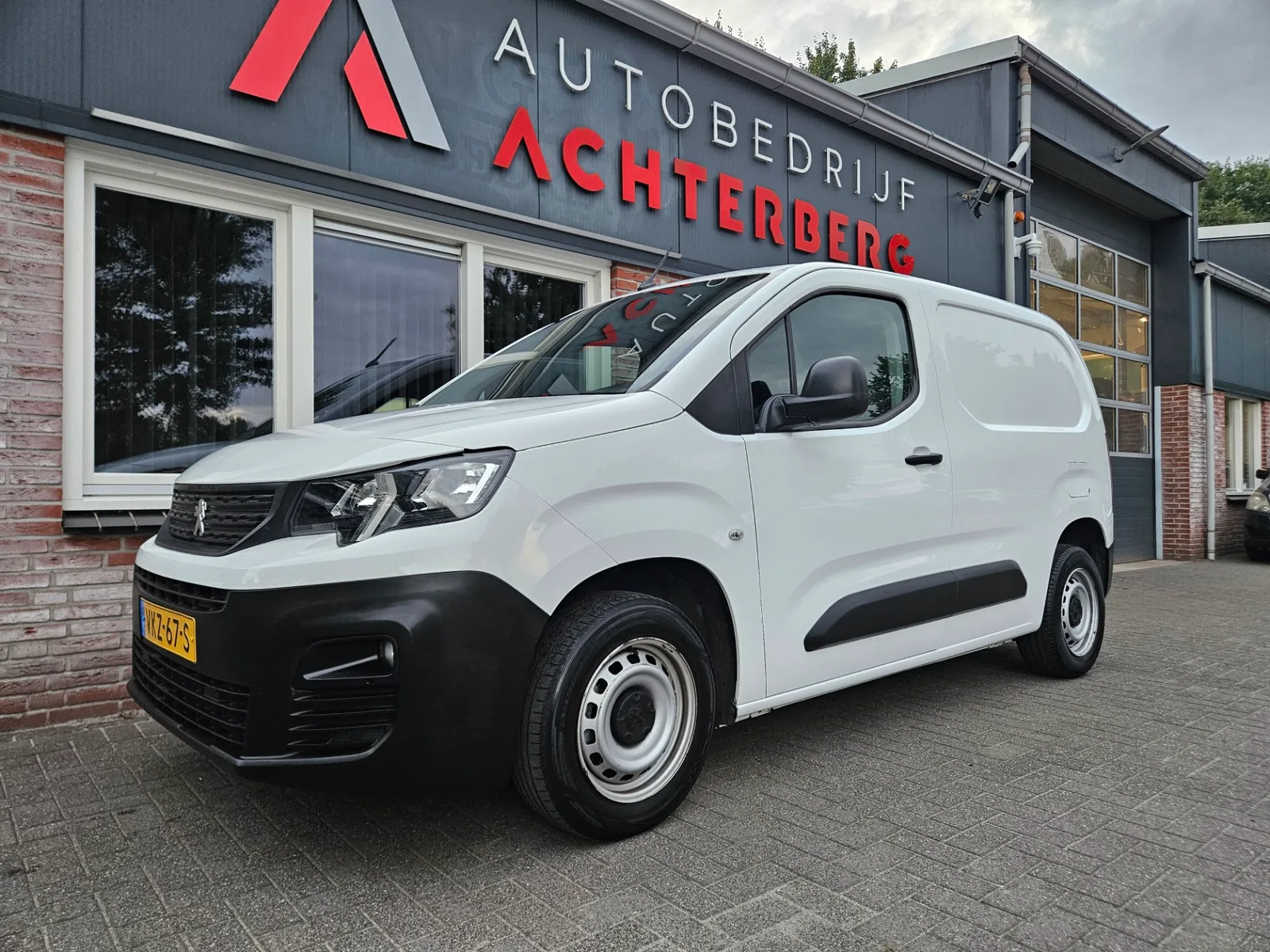 Peugeot Partner (2021) — foto 1