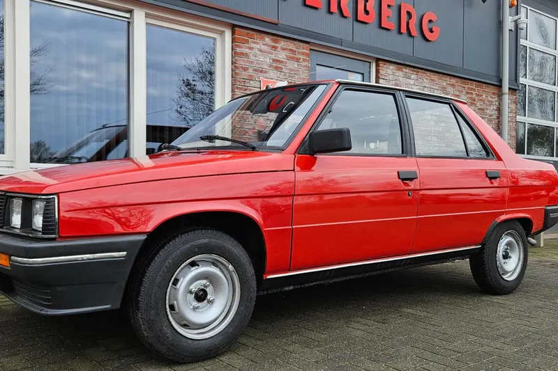 Renault 9 (1986)