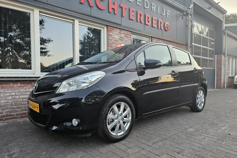 Toyota Yaris (2014)