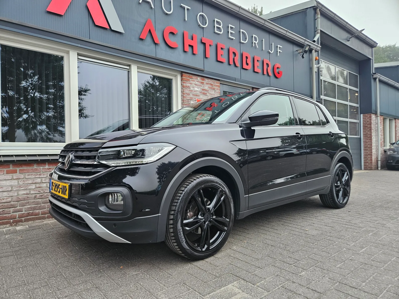 Volkswagen T-Cross (2021) — foto 1