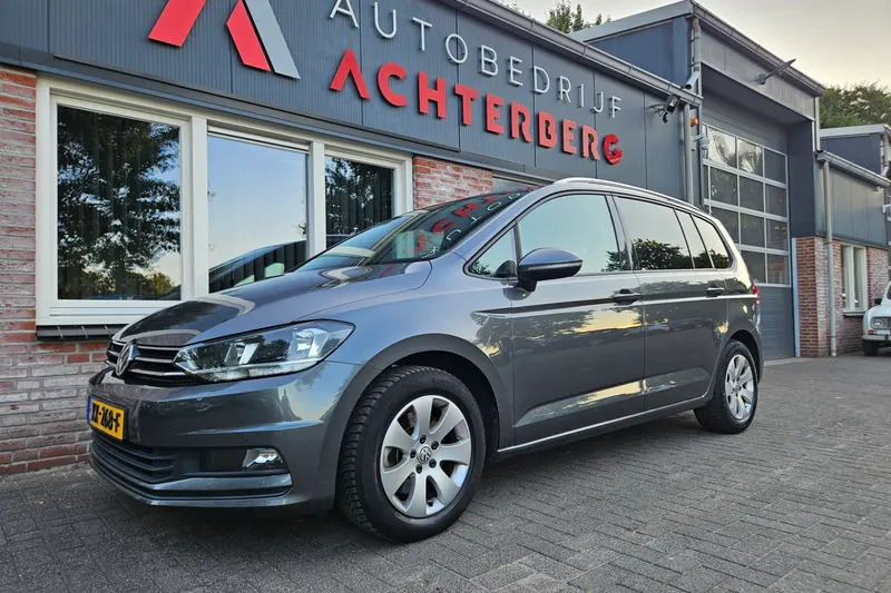 Volkswagen Touran (2019)