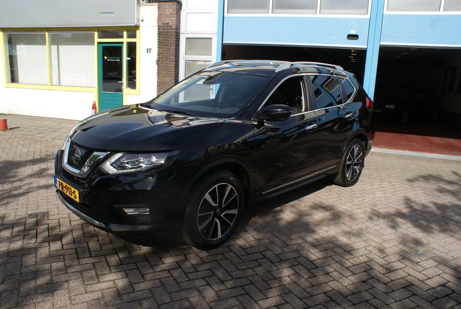 Nissan X-Trail (2017) — foto 1