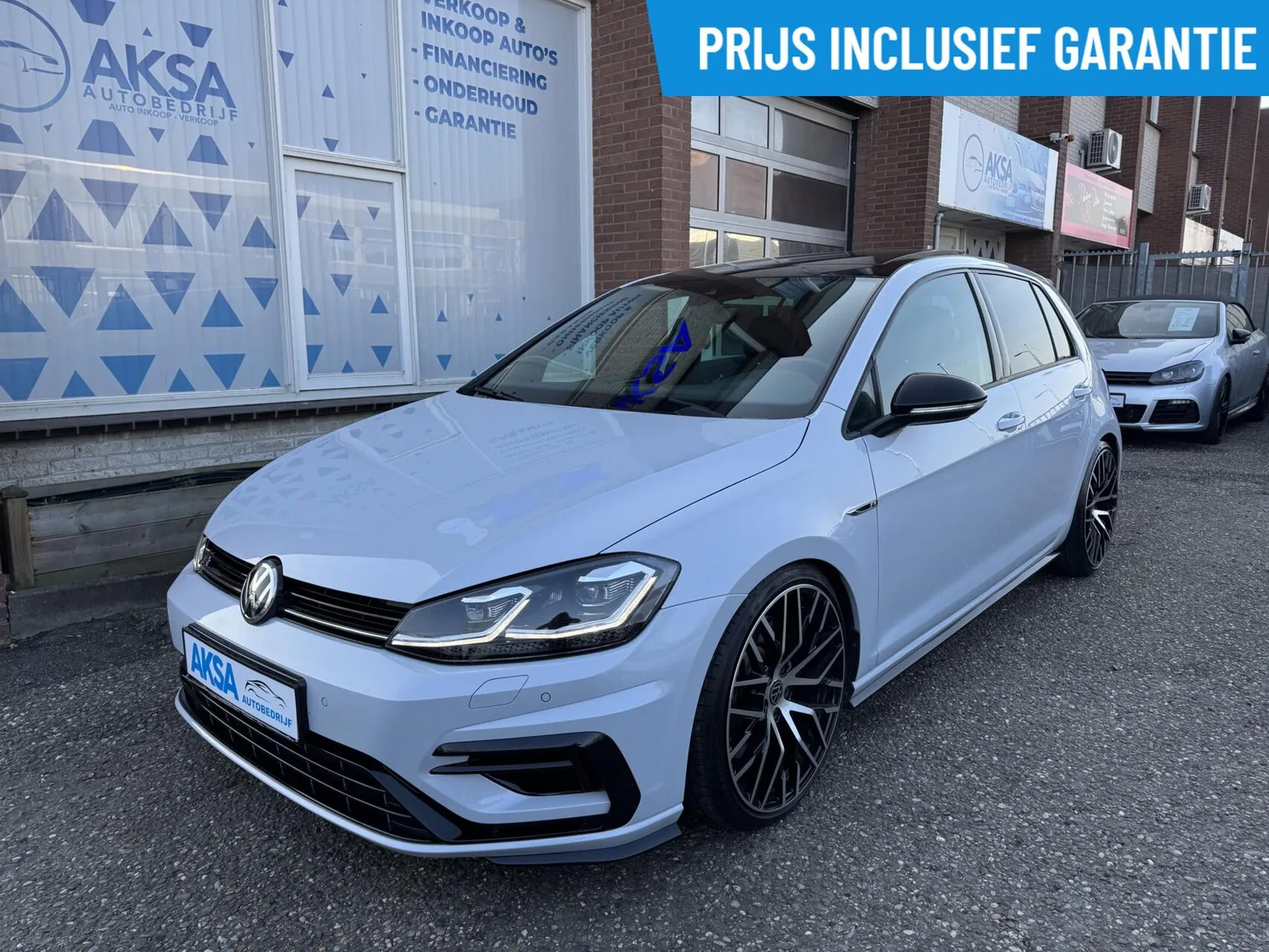 Volkswagen Golf (2018) — foto 1