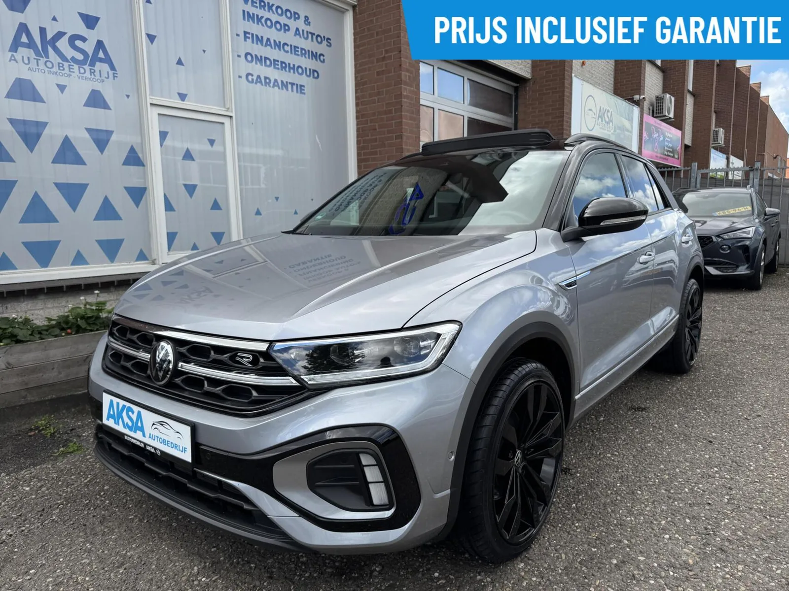 Volkswagen T-Roc (2024) — foto 1