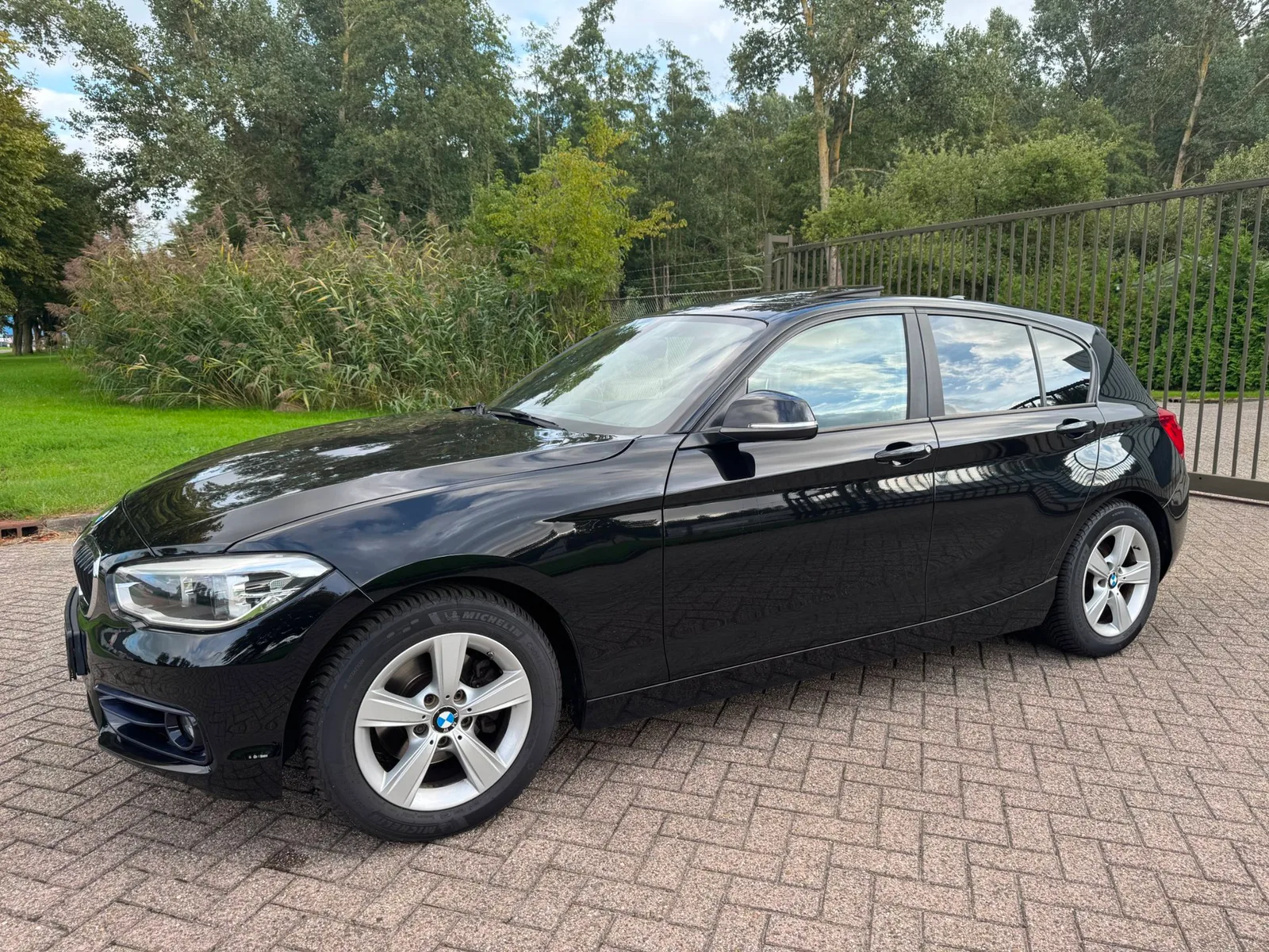BMW 1-Serie (2017) — foto 1
