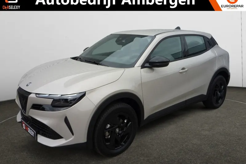 Alfa Romeo Junior (2025)