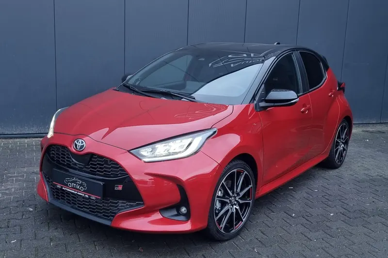 Toyota Yaris (2023)