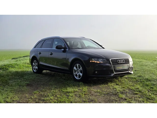 Audi A4 (2010) — foto 1