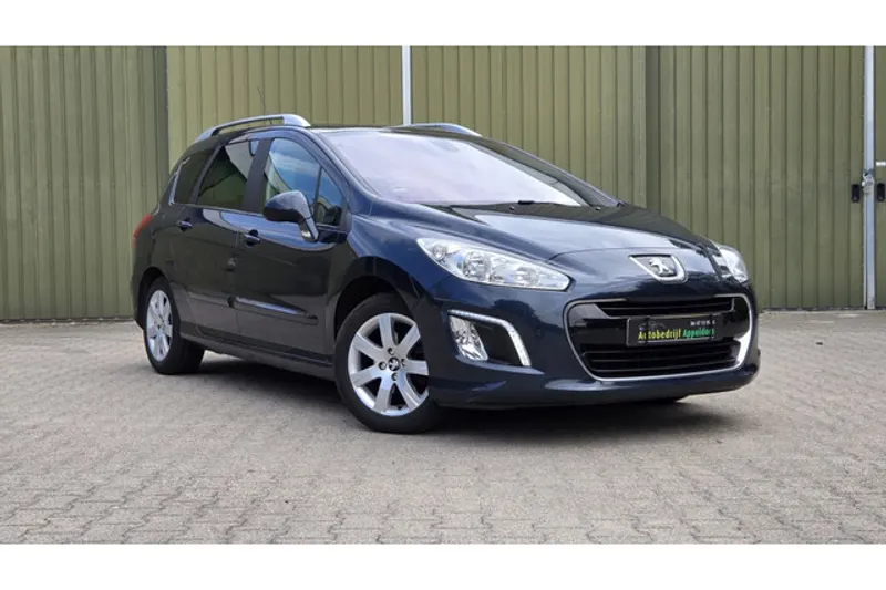 Peugeot 308 (2011)