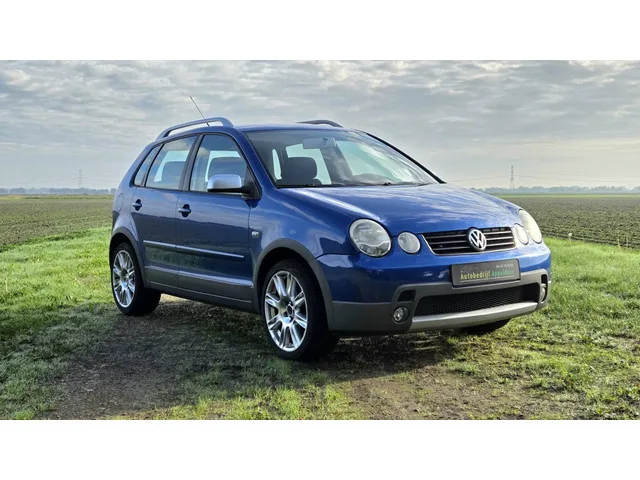 Volkswagen Polo (2004) — foto 1