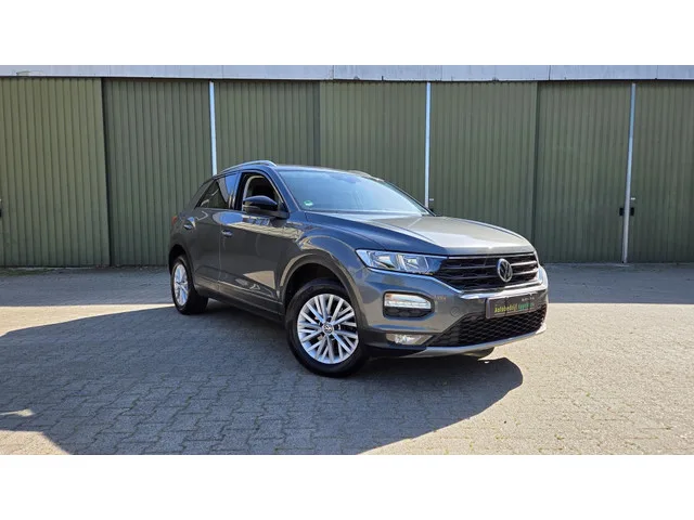 Volkswagen T-Roc (2019) — foto 1